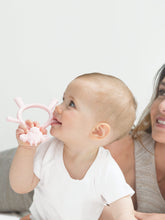 Load image into Gallery viewer, Little Giraffe Teether